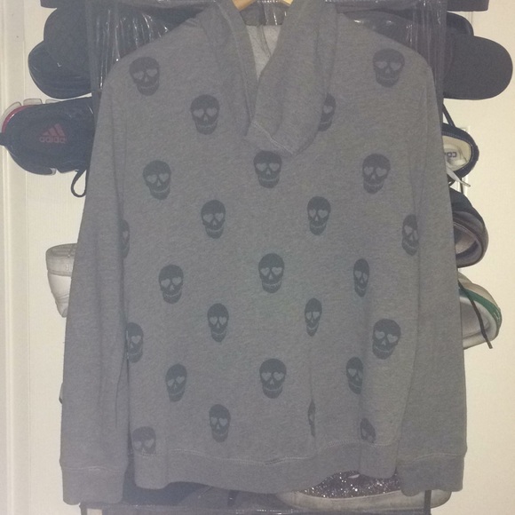Gray Skull Hoodie - Picture 2 of 3